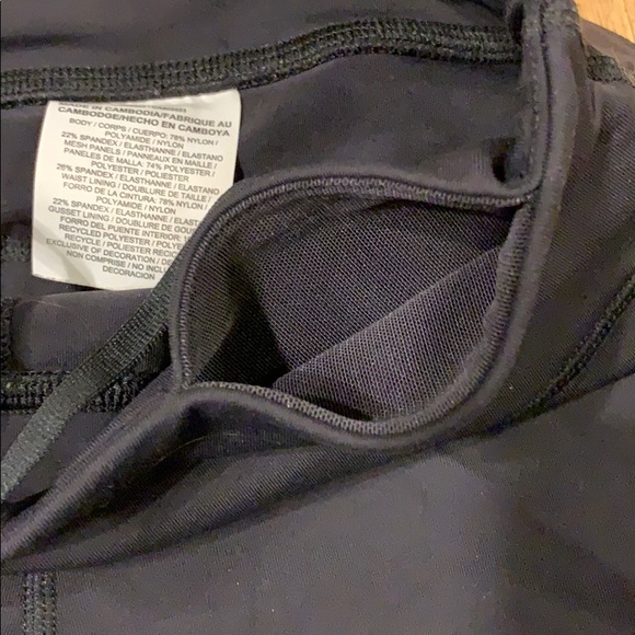 Nike Workout Crop Leggings - Picture 7 of 12